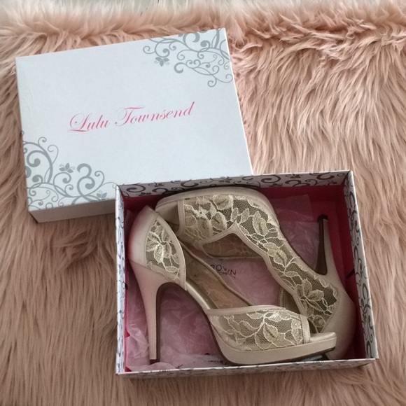 NEED TO GO 🌟 Lulu Townsend #10 - Picture 3 of 8